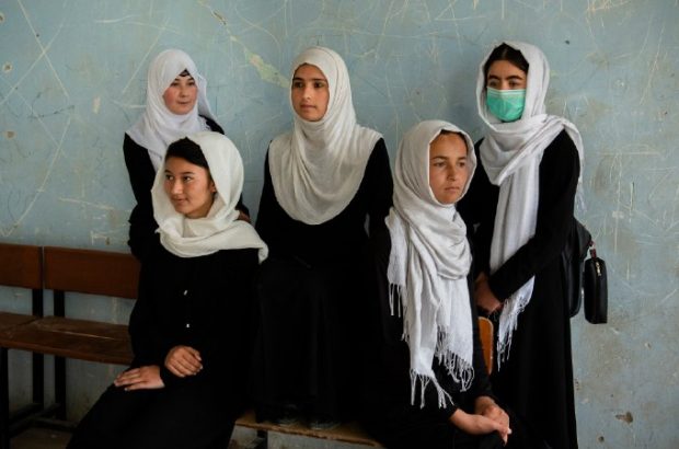 وزارت معارف طالبان: تمام مکاتب دختران بازگشایی می‌شوند