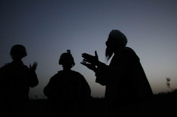 امریکا یک همکار افغان خود را به اتهام همکاری با داعش بازداشت کرد